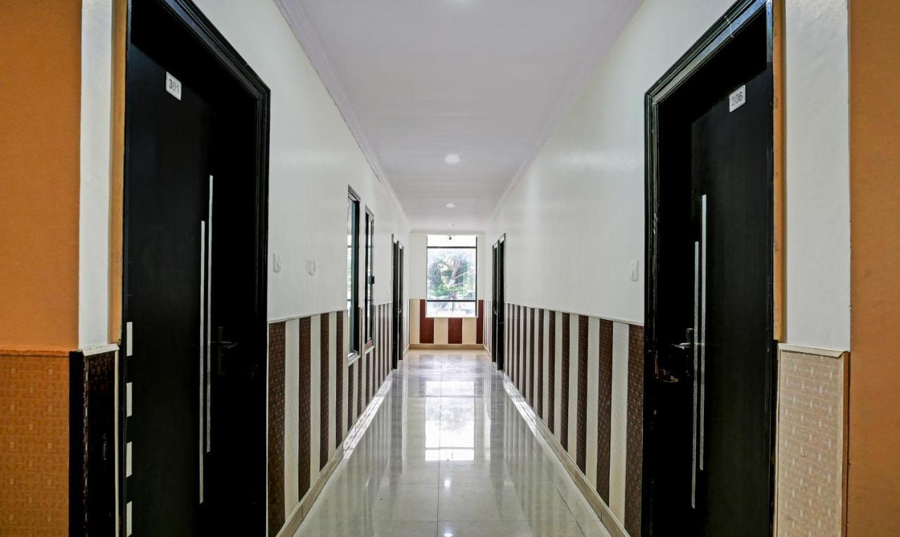 Itsy By Treebo - Ashoka Grand Hotel Varanasi Ngoại thất bức ảnh