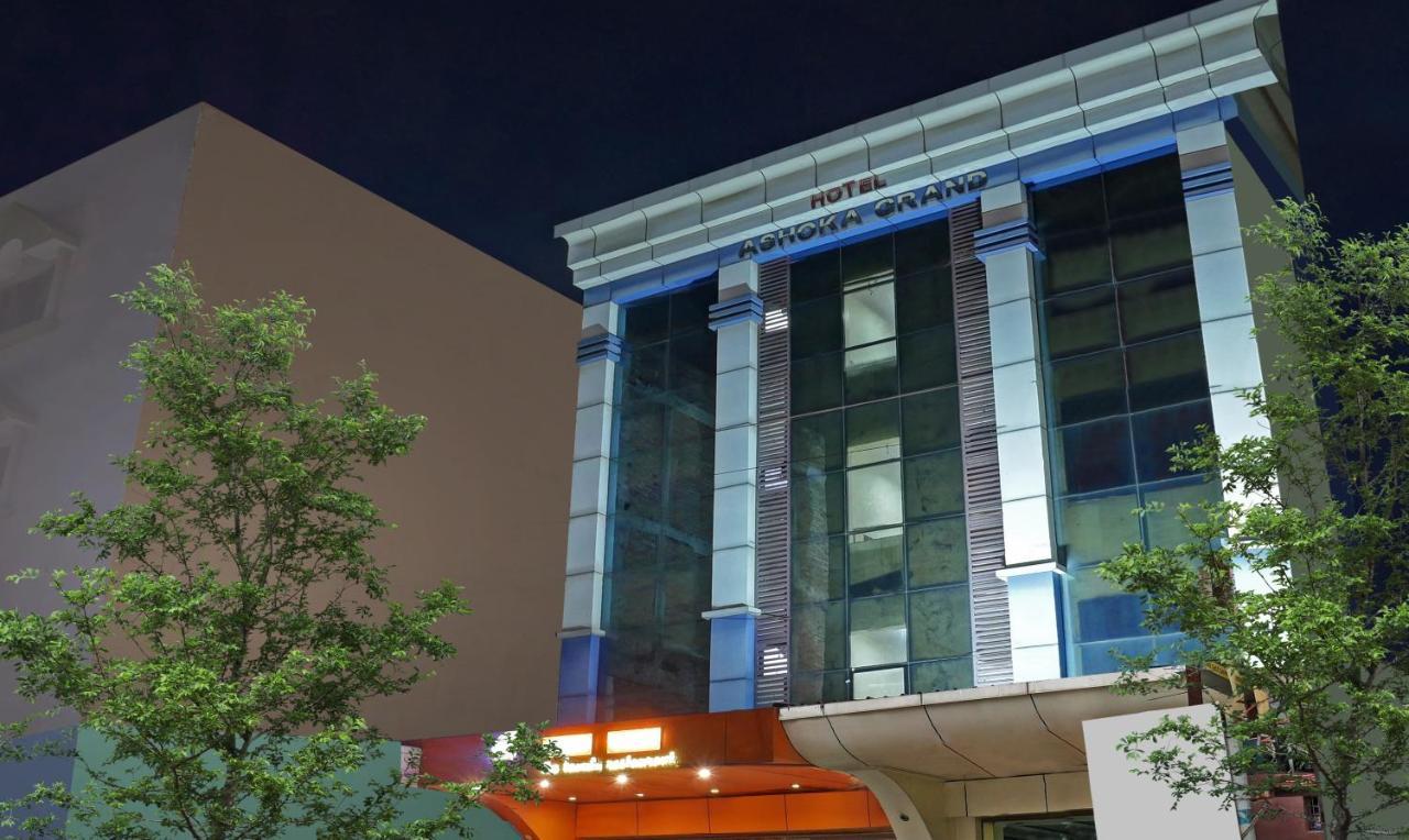 Itsy By Treebo - Ashoka Grand Hotel Varanasi Ngoại thất bức ảnh