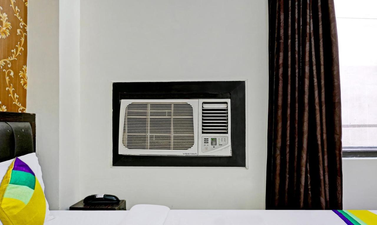 Itsy By Treebo - Ashoka Grand Hotel Varanasi Ngoại thất bức ảnh