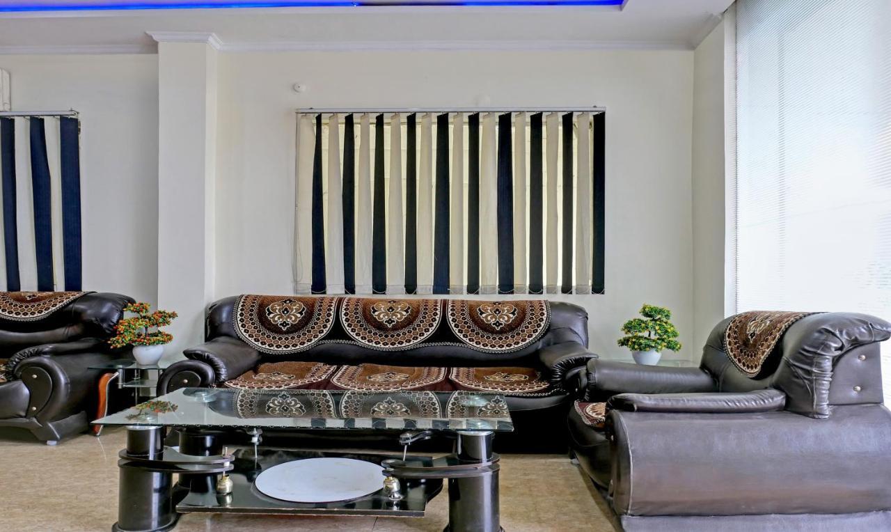 Itsy By Treebo - Ashoka Grand Hotel Varanasi Ngoại thất bức ảnh